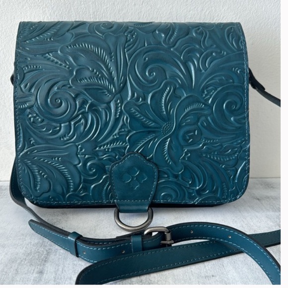 Patricia Nash ILINA Leather Tooled Flap Handbag - Picture 3 of 8